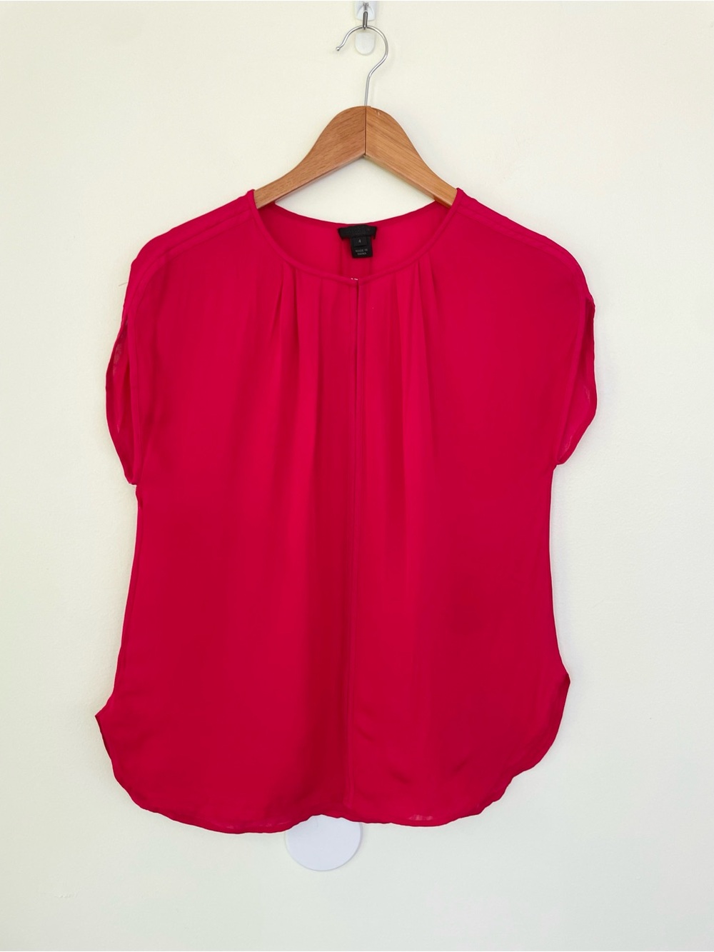 J Crew Collection Silk Crepe Keyhole Neck Apple Red Shell Top Blouse size 4